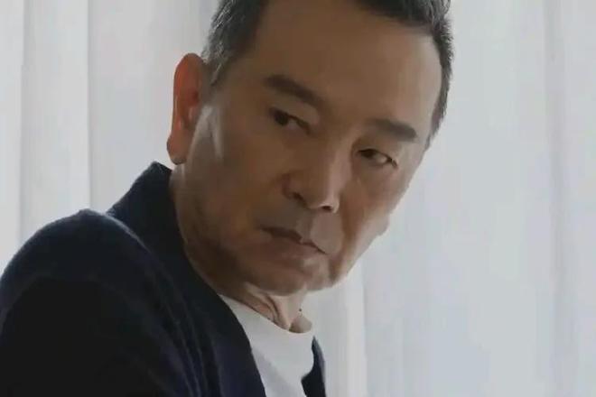 富豪专业户”！与孙俪三搭没演过穷人不朽情缘蛮好的人生：68岁的他是“(图2)