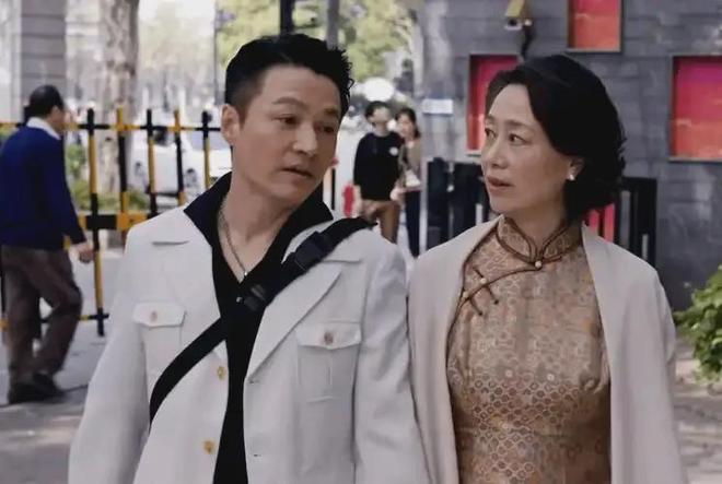 富豪专业户”！与孙俪三搭没演过穷人不朽情缘蛮好的人生：68岁的他是“(图13)