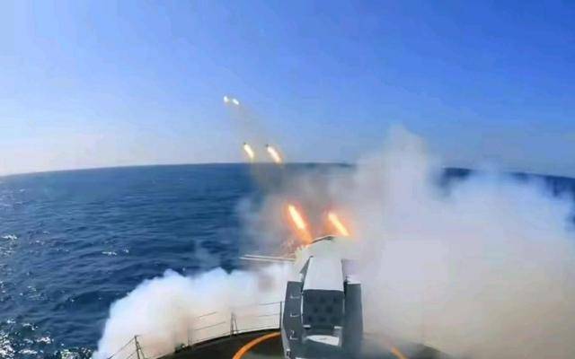 紧急在北京碰头当面想在眼皮底下搞事？mg不朽情缘游戏试玩美日印澳开小会(图22)