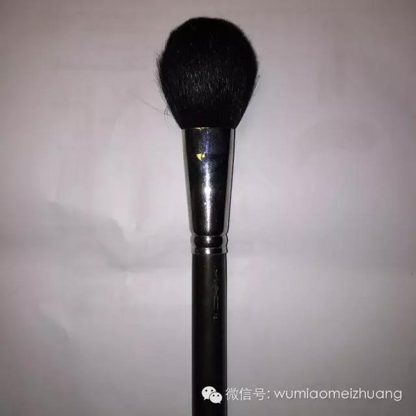 的九把好用蜜粉刷不朽情缘我用过(图5)