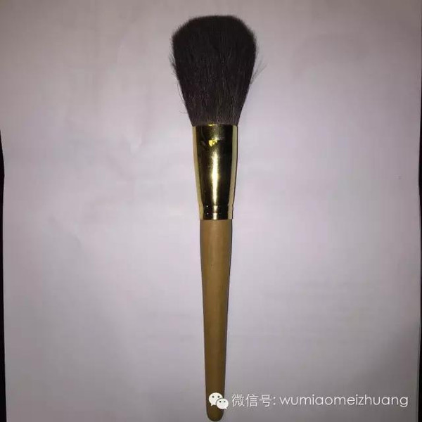 的九把好用蜜粉刷不朽情缘我用过(图6) 的九把好用蜜粉刷不朽情缘我用过(图6)